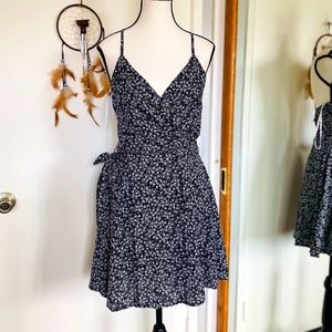 Lulu's NWOT Mini Dress